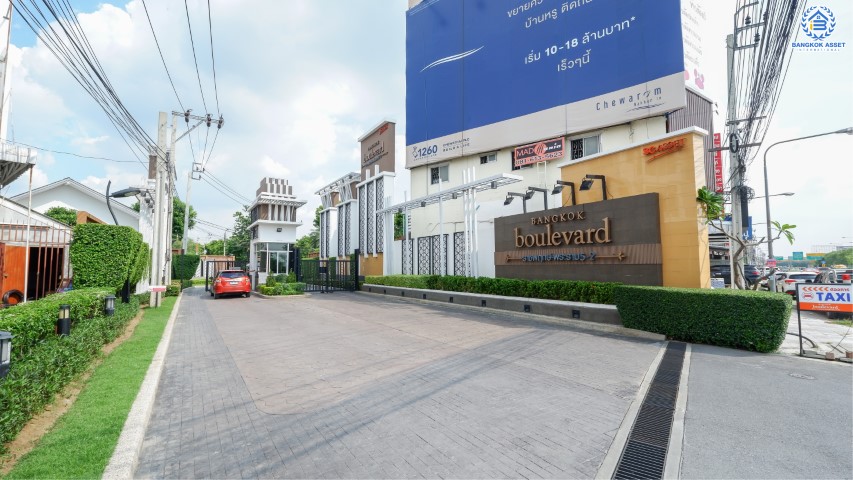 บ้านเดี่ยวมือสองย่านนนทบุรี ม.บางกอก บูเลอวาร์ด ราชพฤกษ์-พระราม5 หลังมุม! เนื้อที่ 56 ตร.ว. ตกแต่ง Built-in ฟังก์ชัน 3 ห้องนอน 4 ห้องน้ำ 2 ที่จอกรถ พร้อมอยู่ บนทำเลเดินทางสะดวก ติดถนนราชพฤกษ์ ใกล้วงเวียนพระราม 5 , The Walk ราชพฤกษ์...